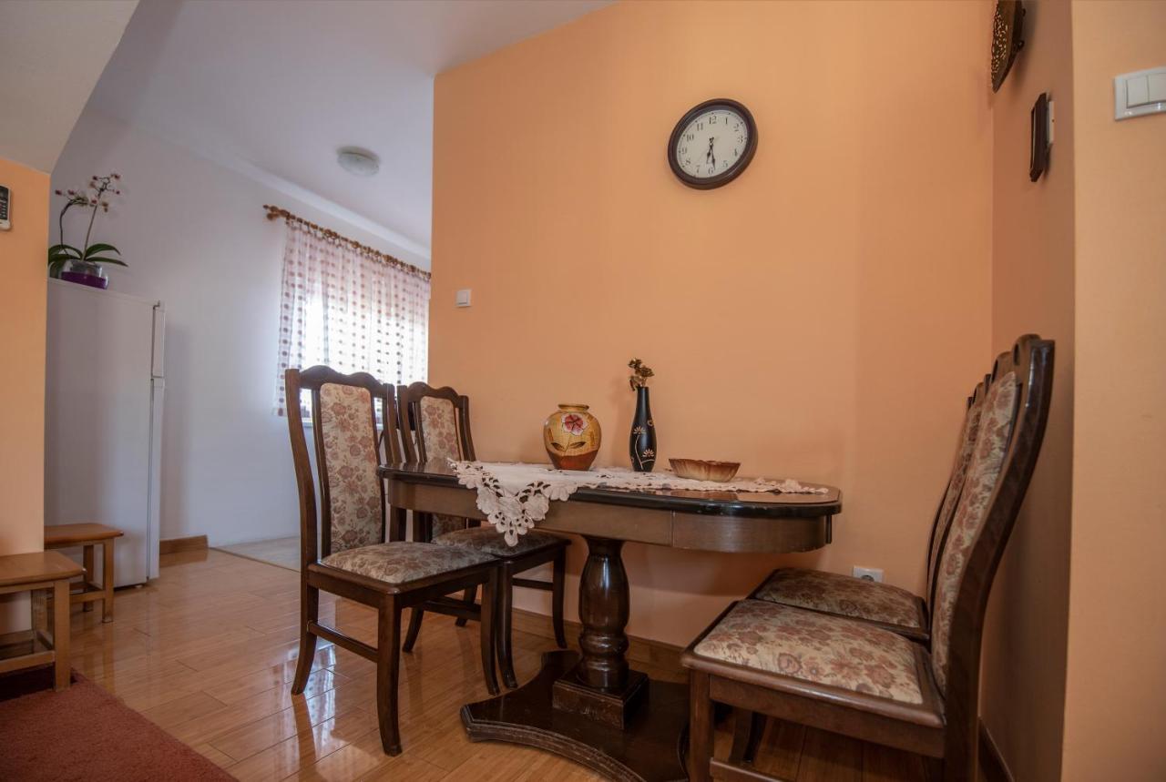 Apartman Pogled Trebinje Appartement Buitenkant foto