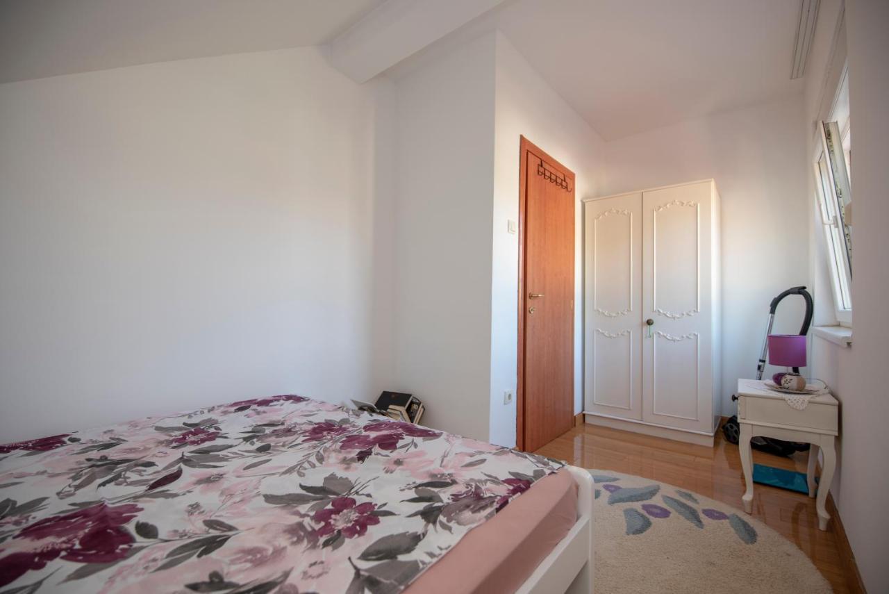 Apartman Pogled Trebinje Appartement Buitenkant foto